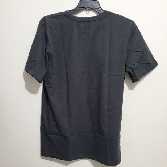 NBA CHICAGO BULLS SZ MEDIUM T SHIRT NWOT UNK BLACK/RED - Picture 7 of 9